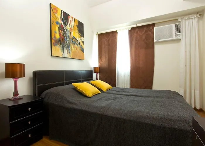 The Beacon 1br For 4, T2, Wifi 300mbps * Manila